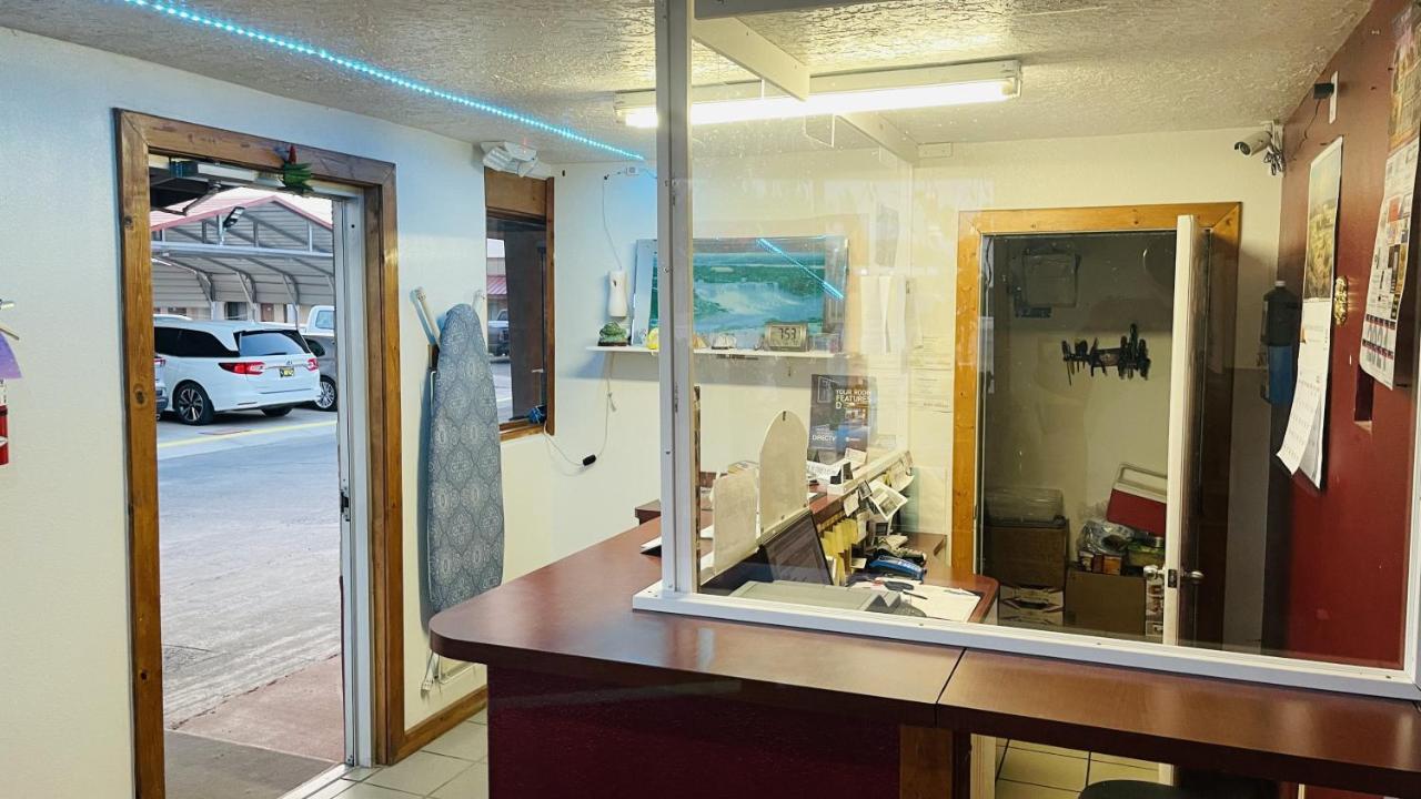 Sands Motel Portales ภายนอก รูปภาพ