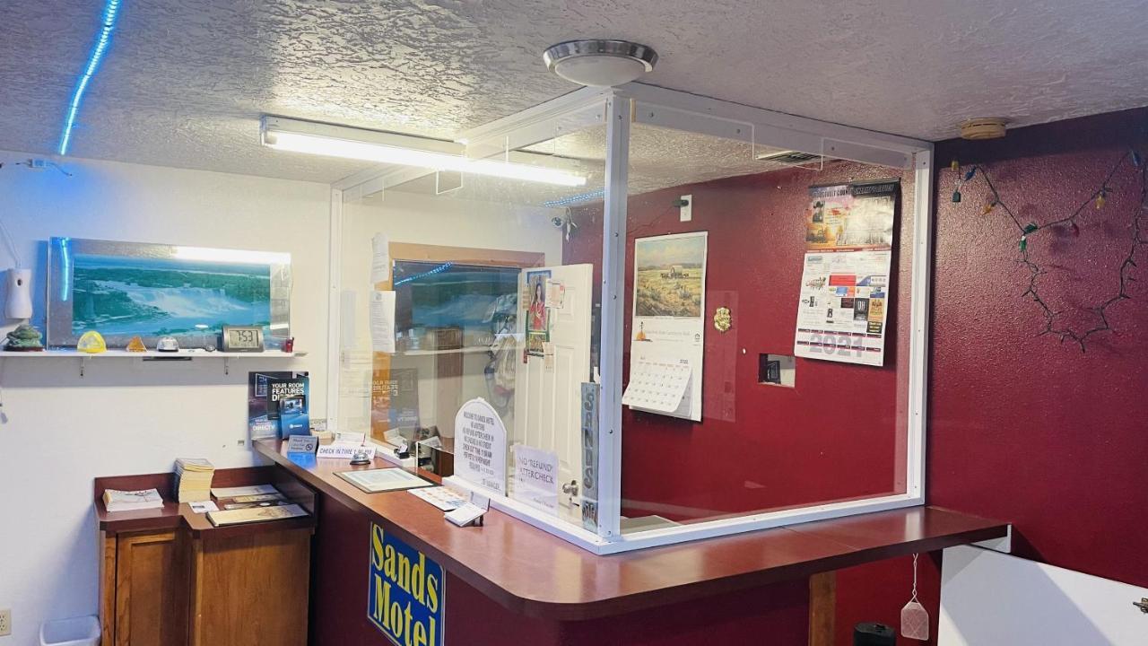 Sands Motel Portales ภายนอก รูปภาพ