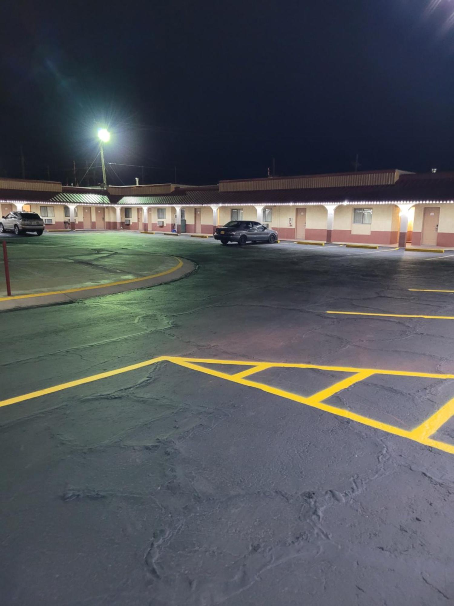Sands Motel Portales ภายนอก รูปภาพ